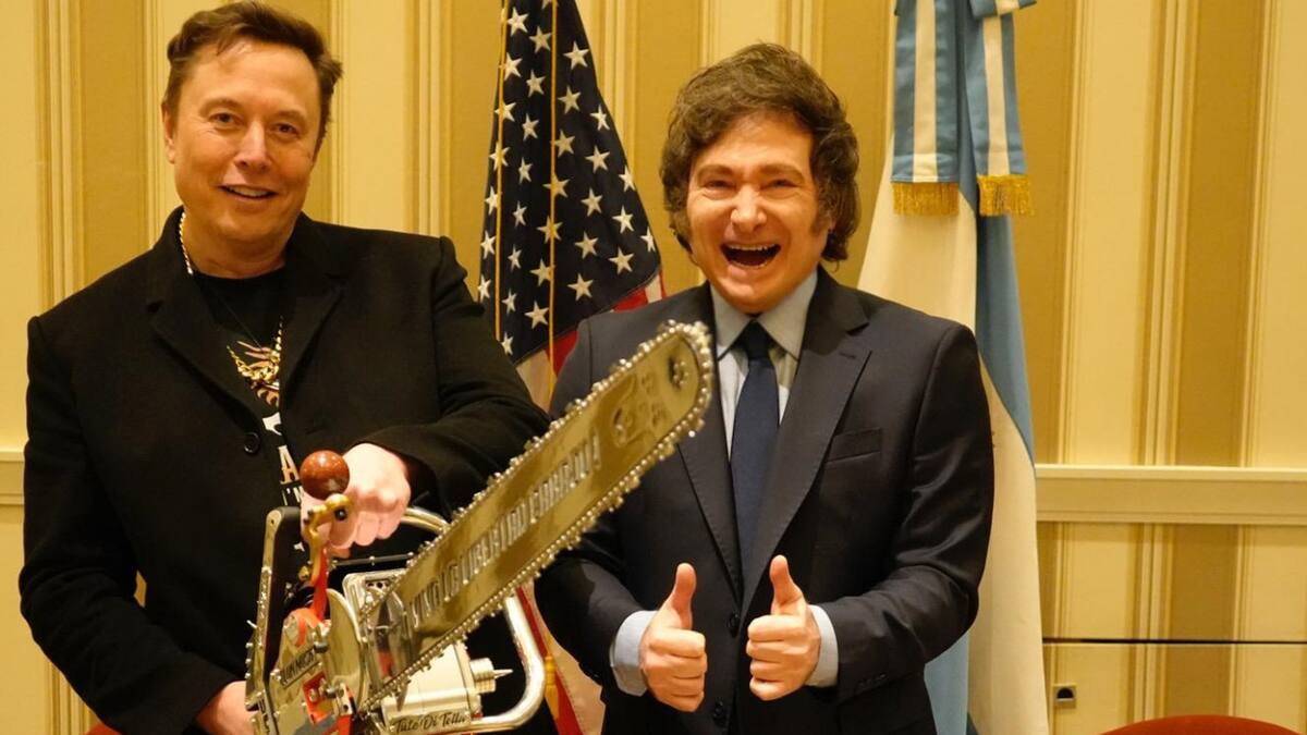 Javier Milei le regaló una motosierra a Elon Musk. Foto: Presidencia