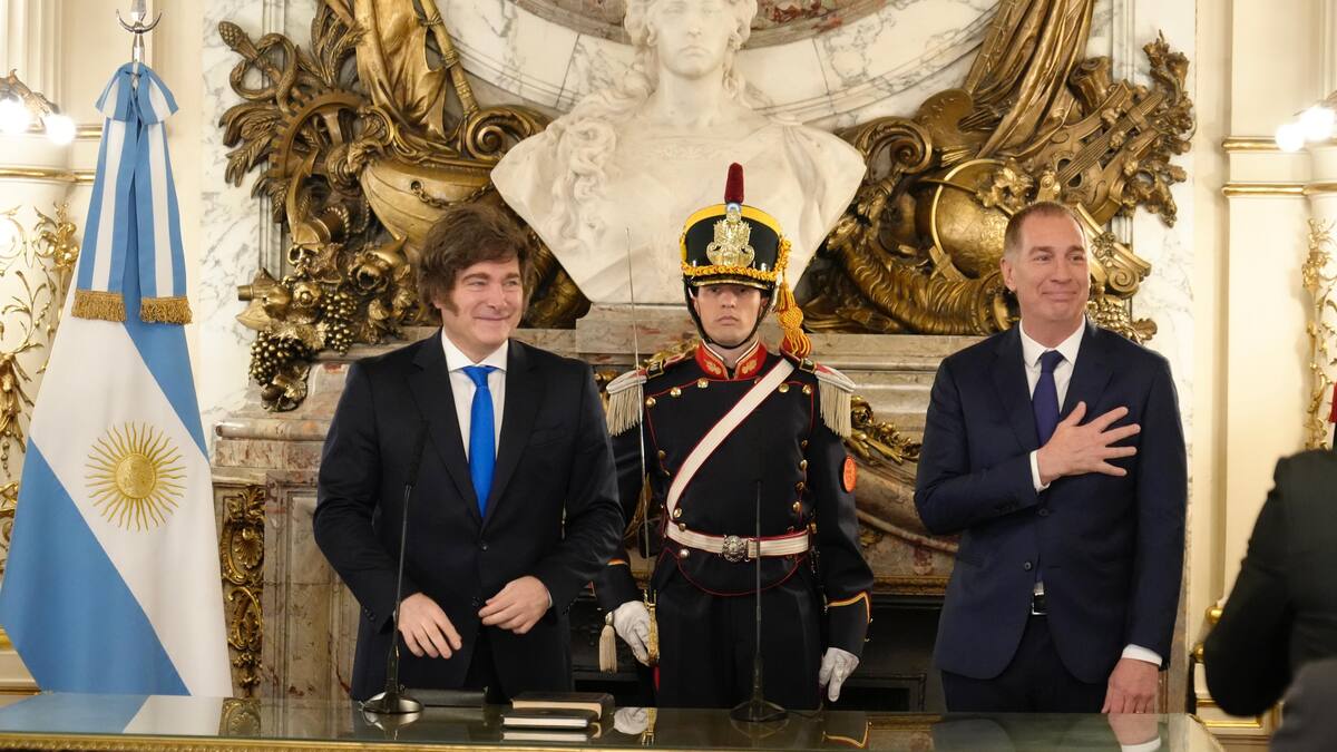Javier Milei y Diego Santilli.