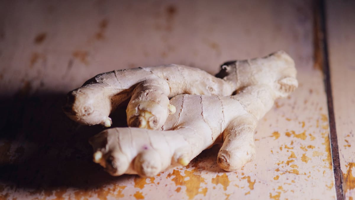 Cómo el jengibre ayuda a mantener la piel firme y saludable de forma natural. Foto: Unsplash.