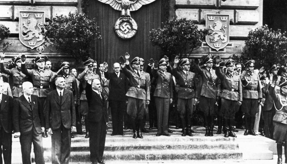 Jerarcas nazis y la División Galizien de las SS. Foto: Bundesarchiv.