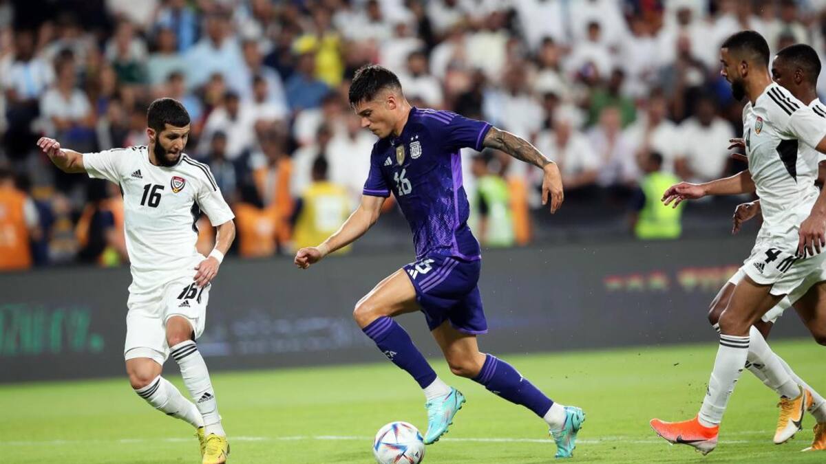 Joaquín Correa convirtió en la goleada contra Emiratos Árabes Unidos. Foto: EFE.