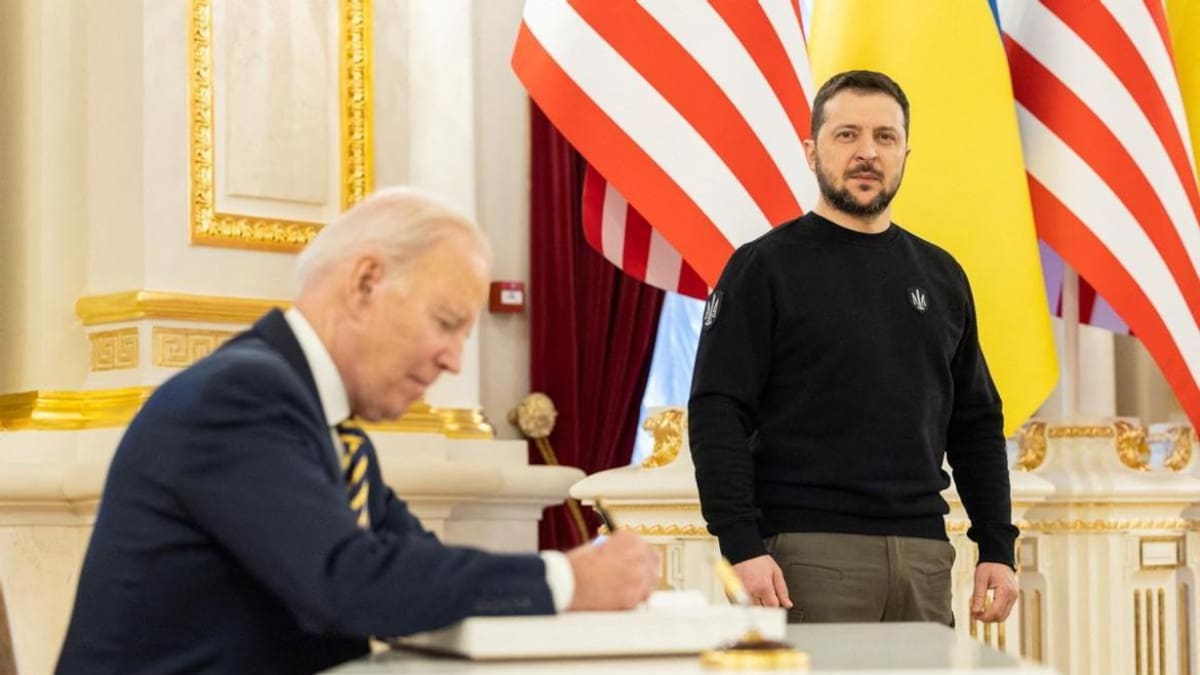 Joe Biden y Volodimir Zelenski. Foto: REUTERS