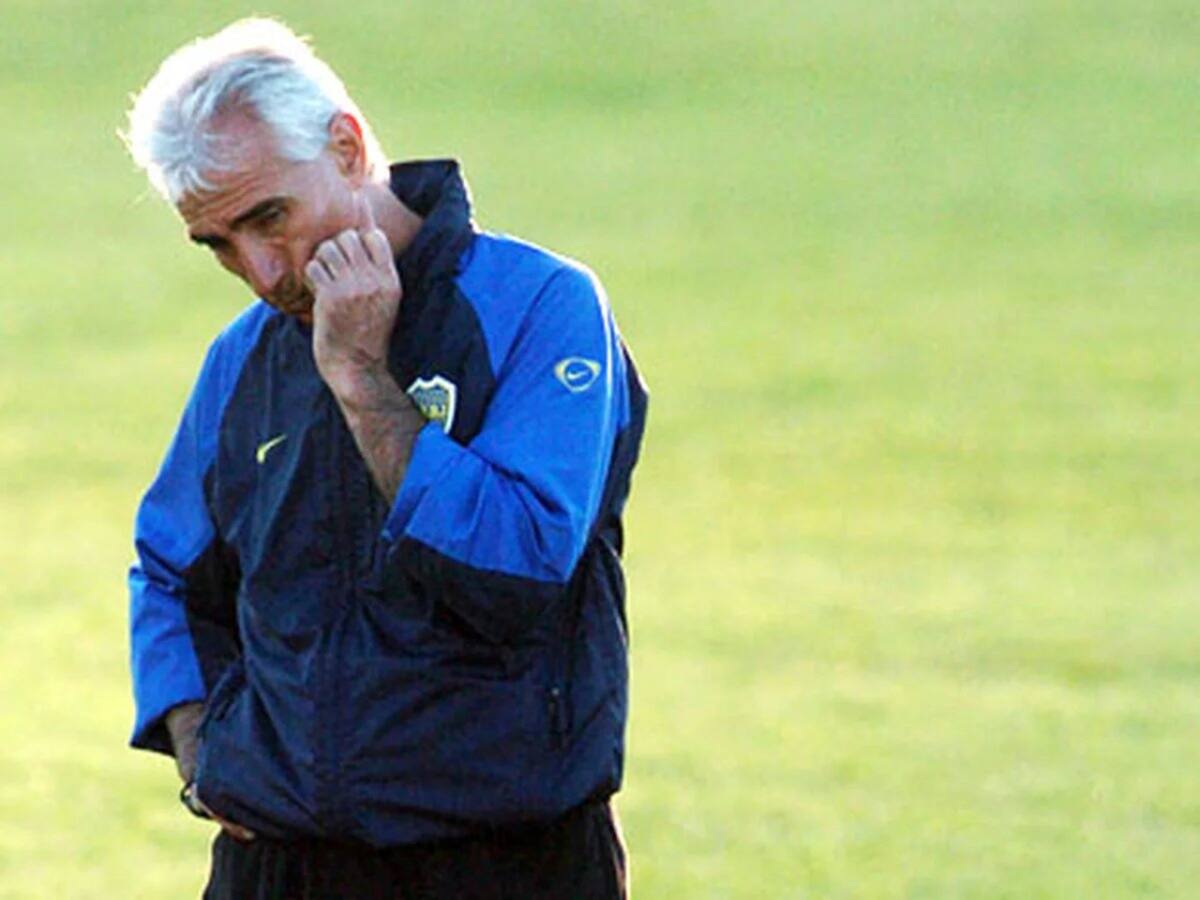 Jorge "Chino" Benítez, ex técnico de Boca. Foto: X/@JuanHeredia18.