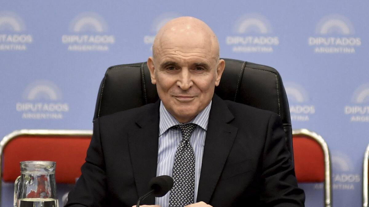 Espert está siendo acusado de vínculo con el empresario asociado al narcotráfico, Fred Machado.
