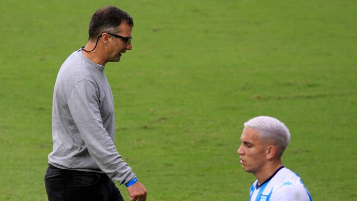 Juan Antonio Pizzi, Racing, entrenamiento, fútbol argentino, NA