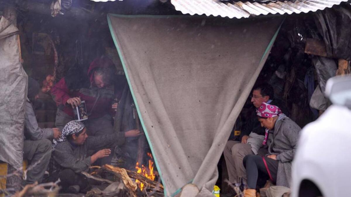 Juez Gustavo Lleral con Mapuches