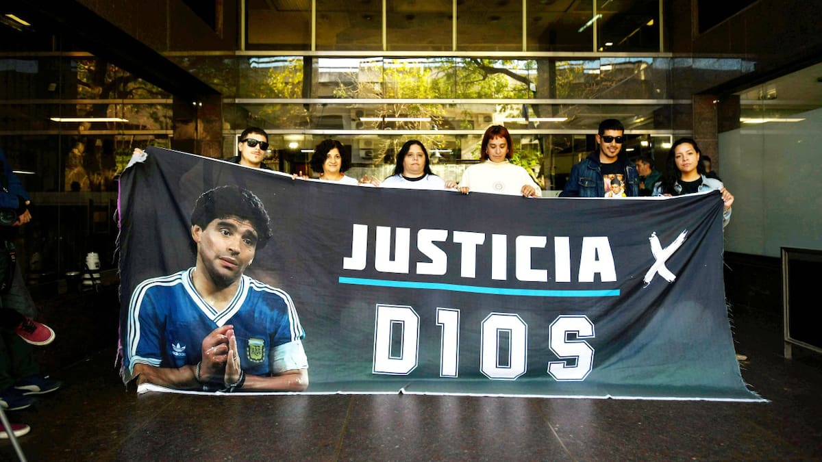 Avanza el juicio por la muerte de Maradona: declaran tres custodios de la internación domiciliaria