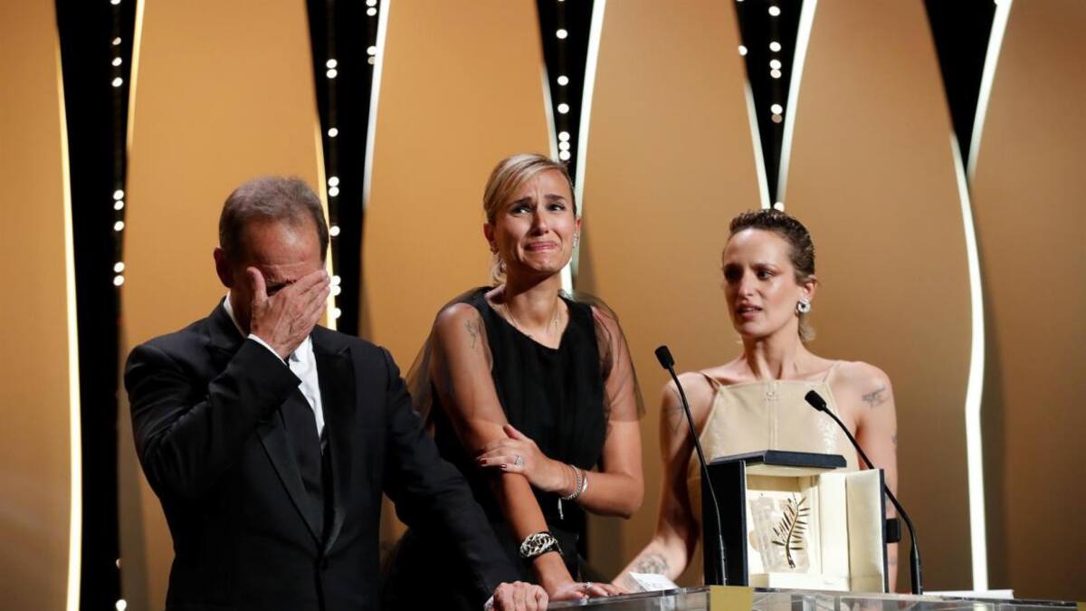 Julia Ducournau, segunda mujer en ganar la Palma de Oro en Cannes