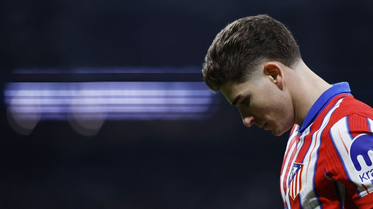 La araña hizo lo suyo: Julián Álvarez picó su penal y Atlético de Madrid empató con Real Madrid en el derbi de España