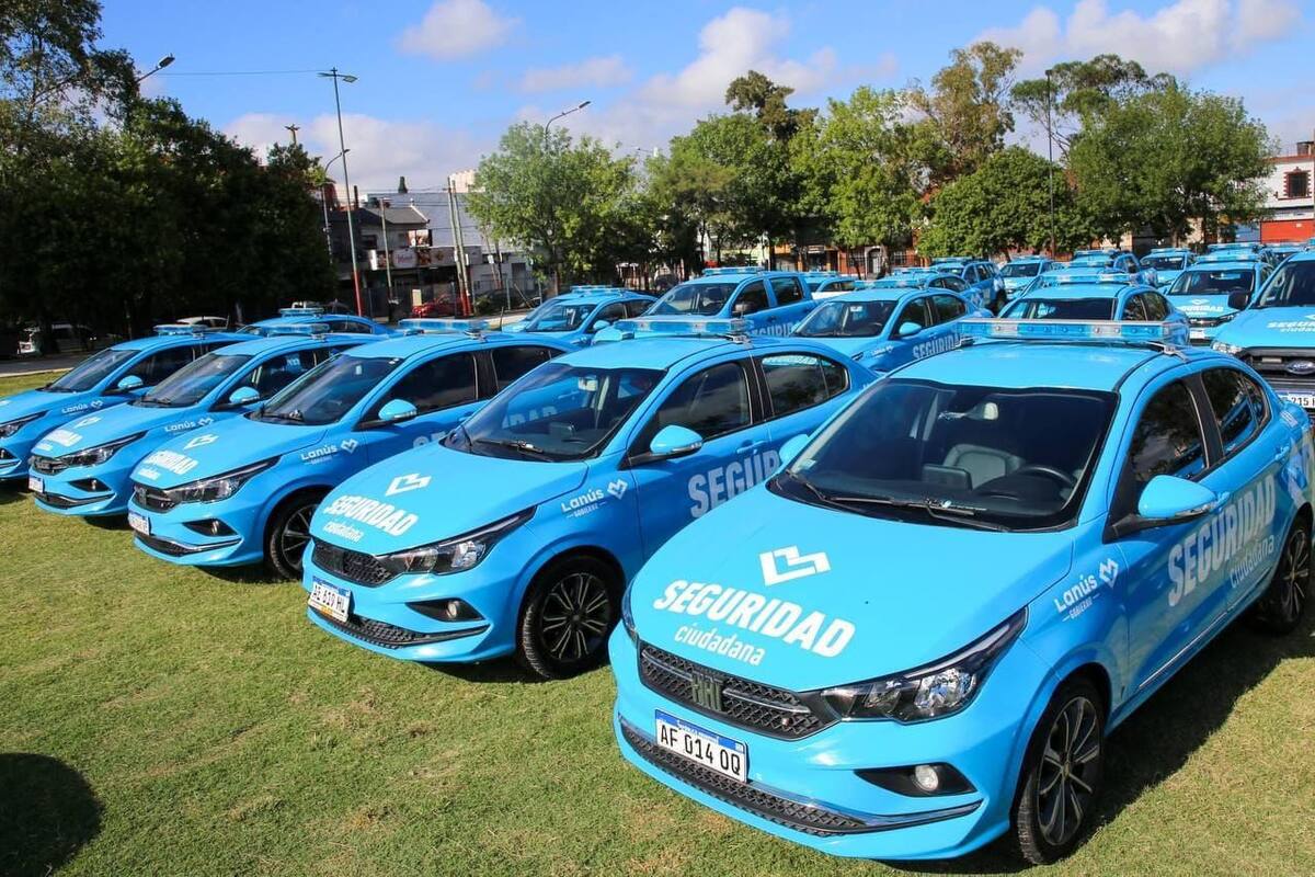 Julián Álvarez incorporó 50 móviles