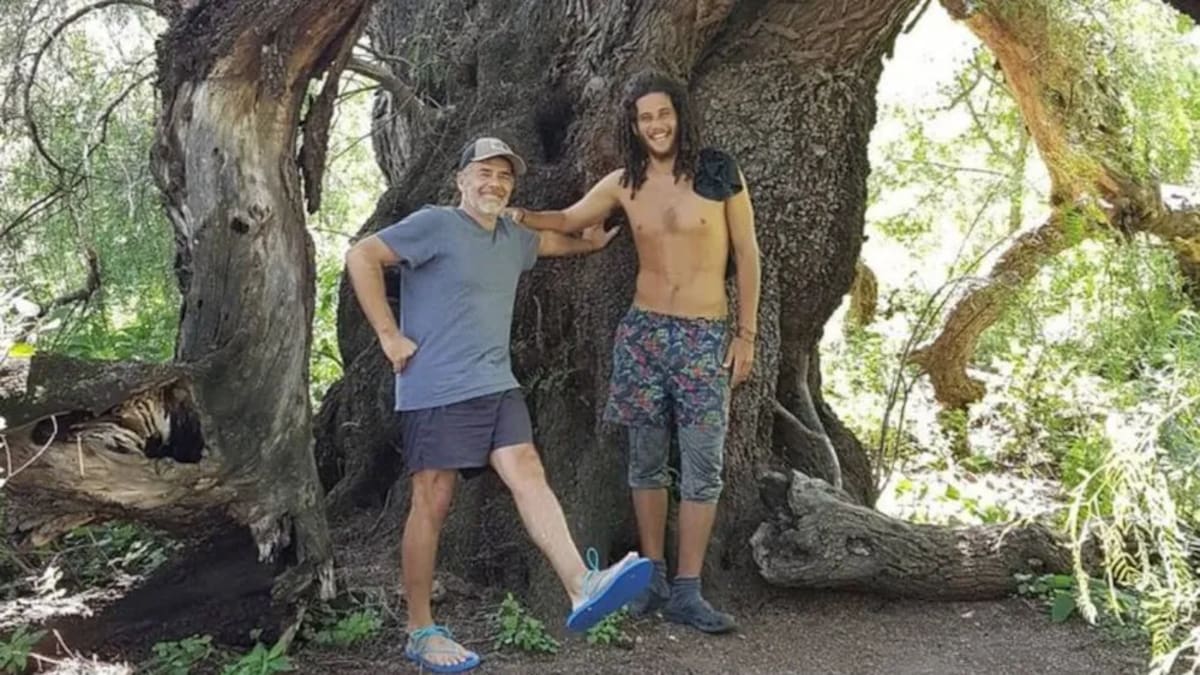 De hippie a look en tendencia: el hijo de Julián Weich se despidió de las rastas y mostró su nuevo cambio