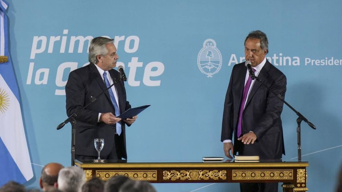 Juramento de Daniel Scioli ante Alberto Fernández. Foto: NA.