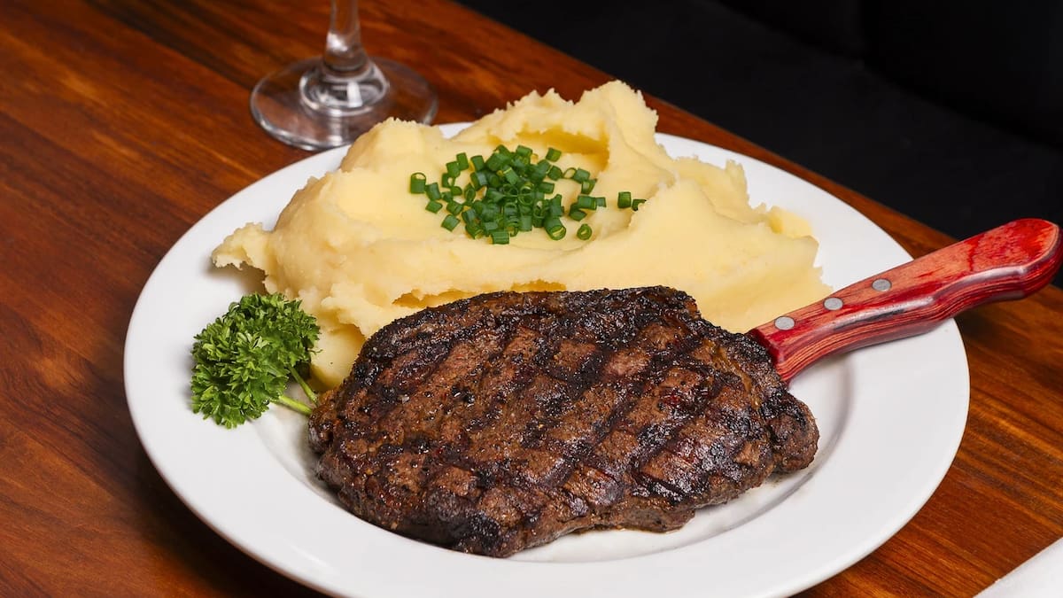 Kansas Grill & Bar, restaurante.
