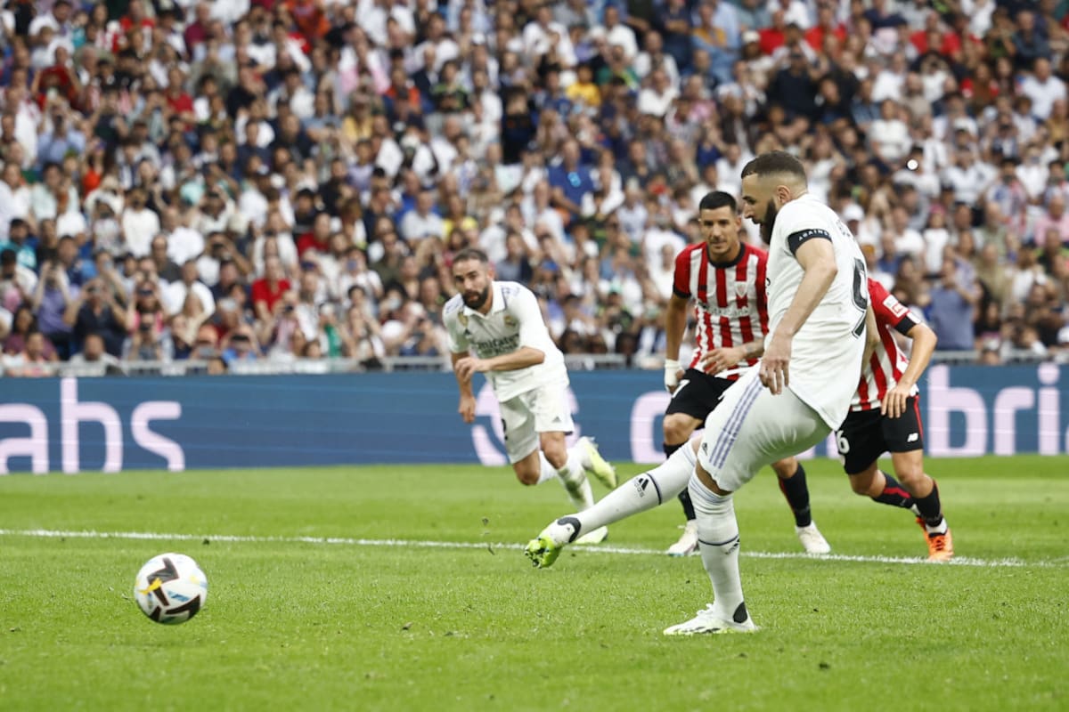 Karim Benzema convirtió de penal en su despedida. Foto: Reuters.