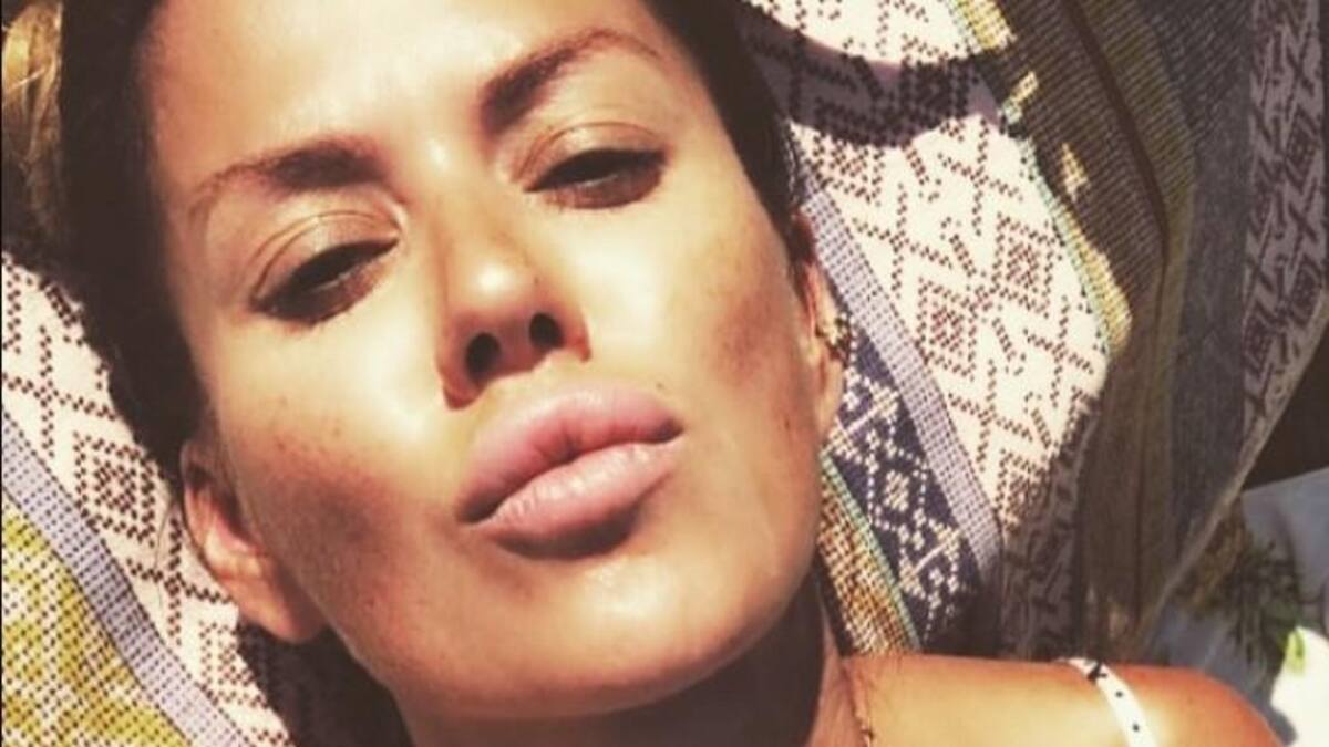 Karina Jelinek, Instagram