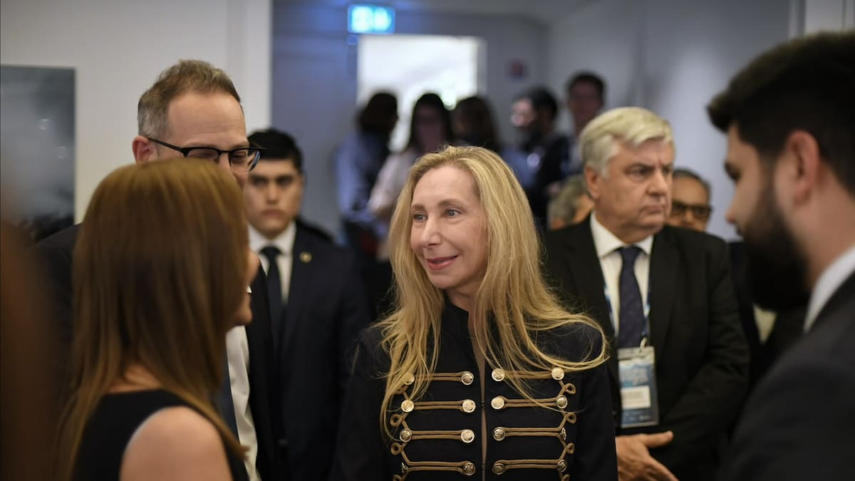 Karina Milei encabezó una ronda de negocios en Francia para ampliar el mercado exportador de langostinos y vieiras