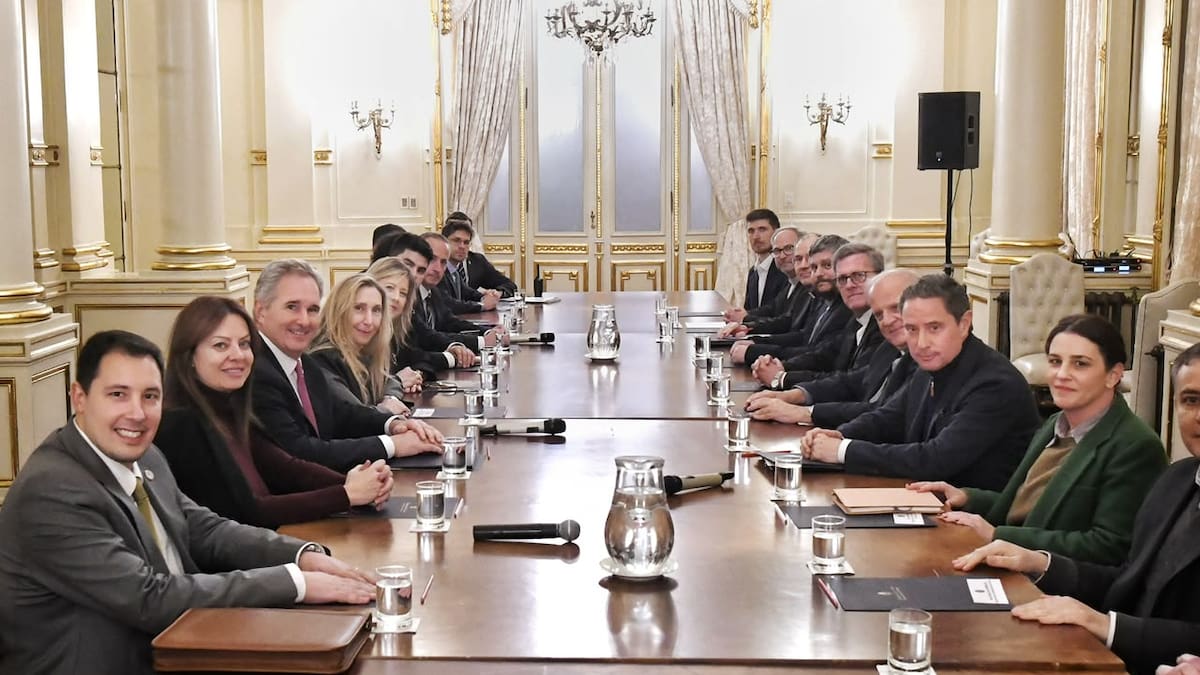 El Gobierno se reunió con la Iglesia para coordinar la visita del papa León XIV: “El espíritu es trabajar absolutamente en conjunto”