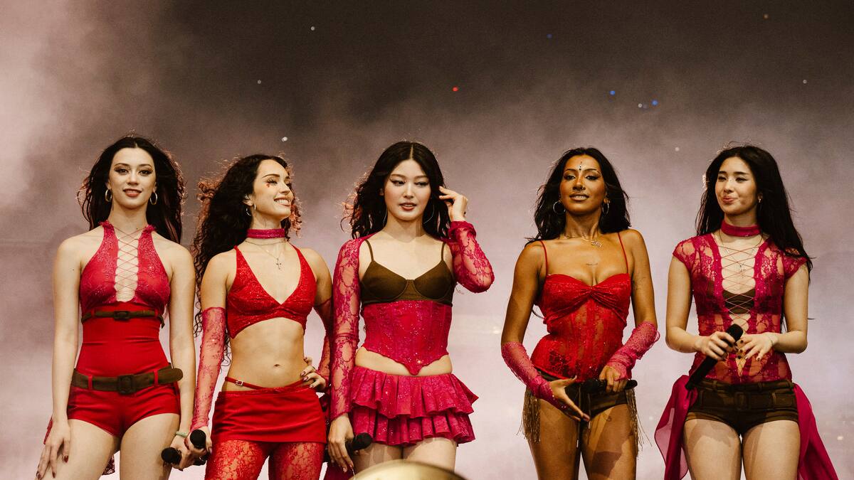 El momento viral de Katseye en el Lollapalooza Argentina 2026: la referencia a las “tatianas” que enloqueció a los fans