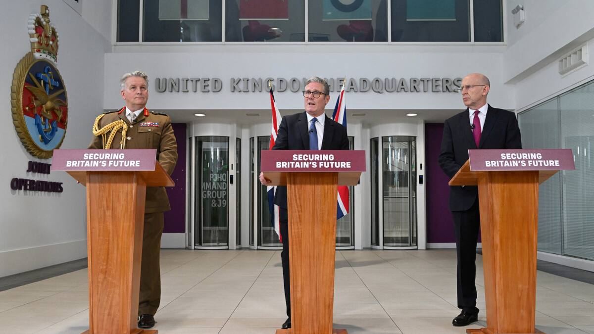 Keir Starmer, primer ministro británico, anunció la cesión de las Islas Chagos a Mauricio. Foto: REUTERS.