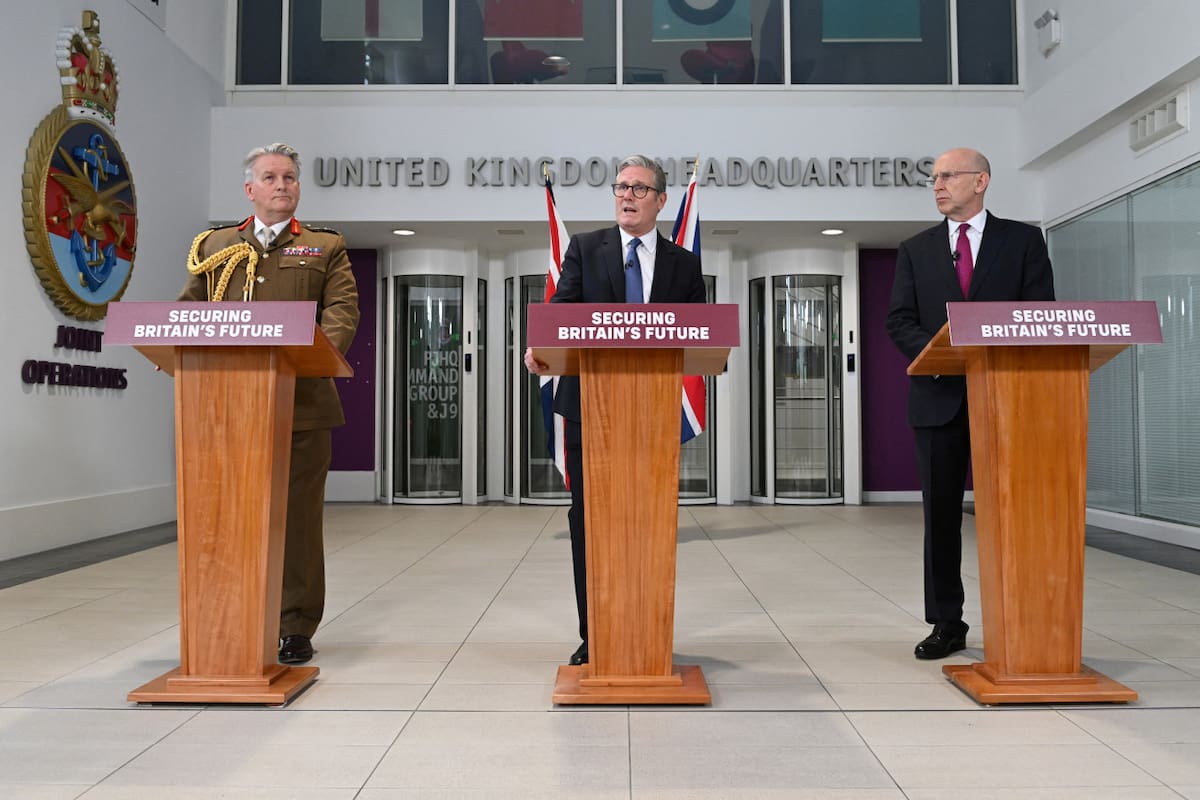 Keir Starmer, primer ministro británico, anunció la cesión de las Islas Chagos a Mauricio. Foto: REUTERS.