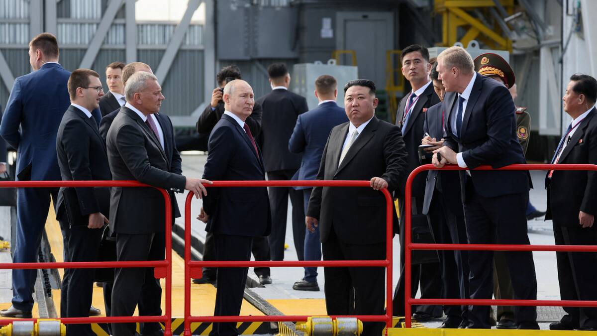 Kim Jong-un y Vladimir Putin afianzan su relación. Foto: Reuters