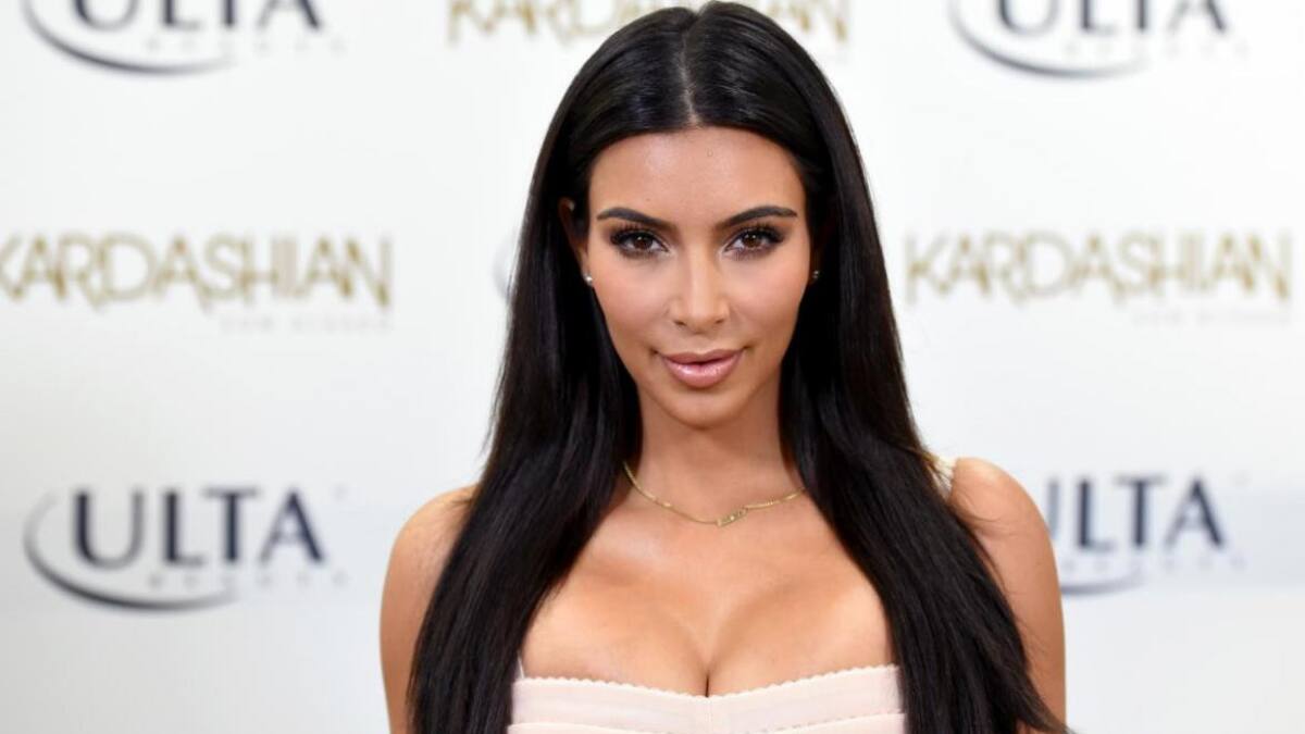 Kim Kardashian comparte una foto muy tierna de su infacia