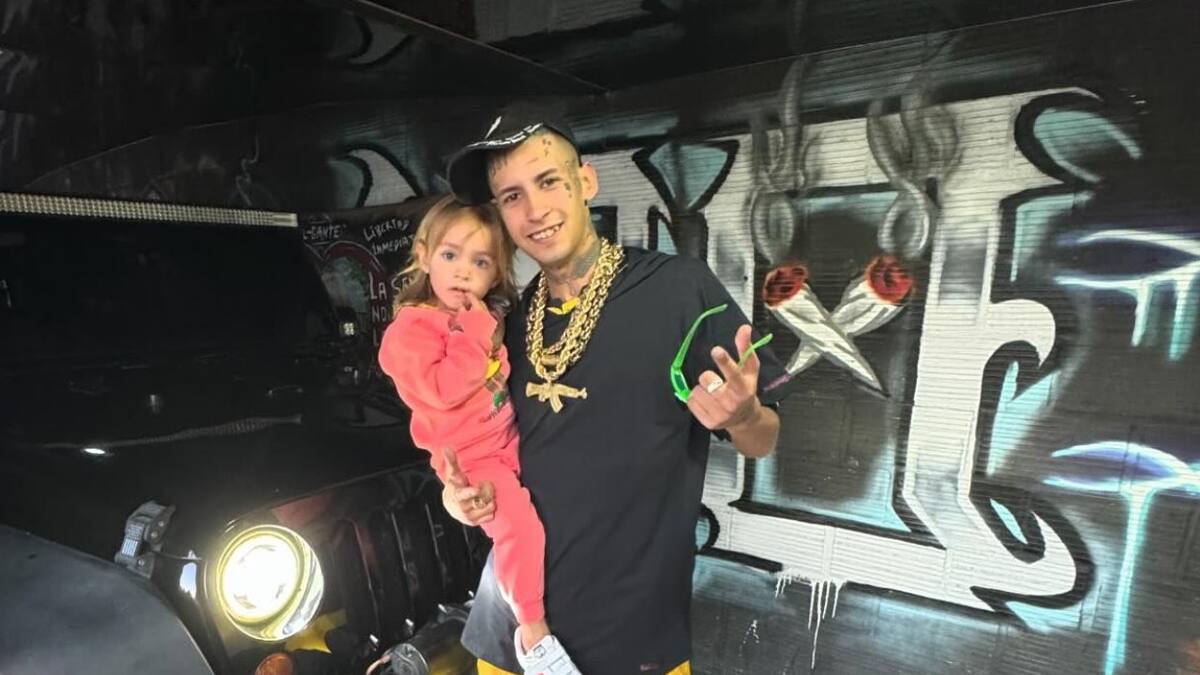 L-Gante junto a su hija Jamaica. Foto: Instagram.
