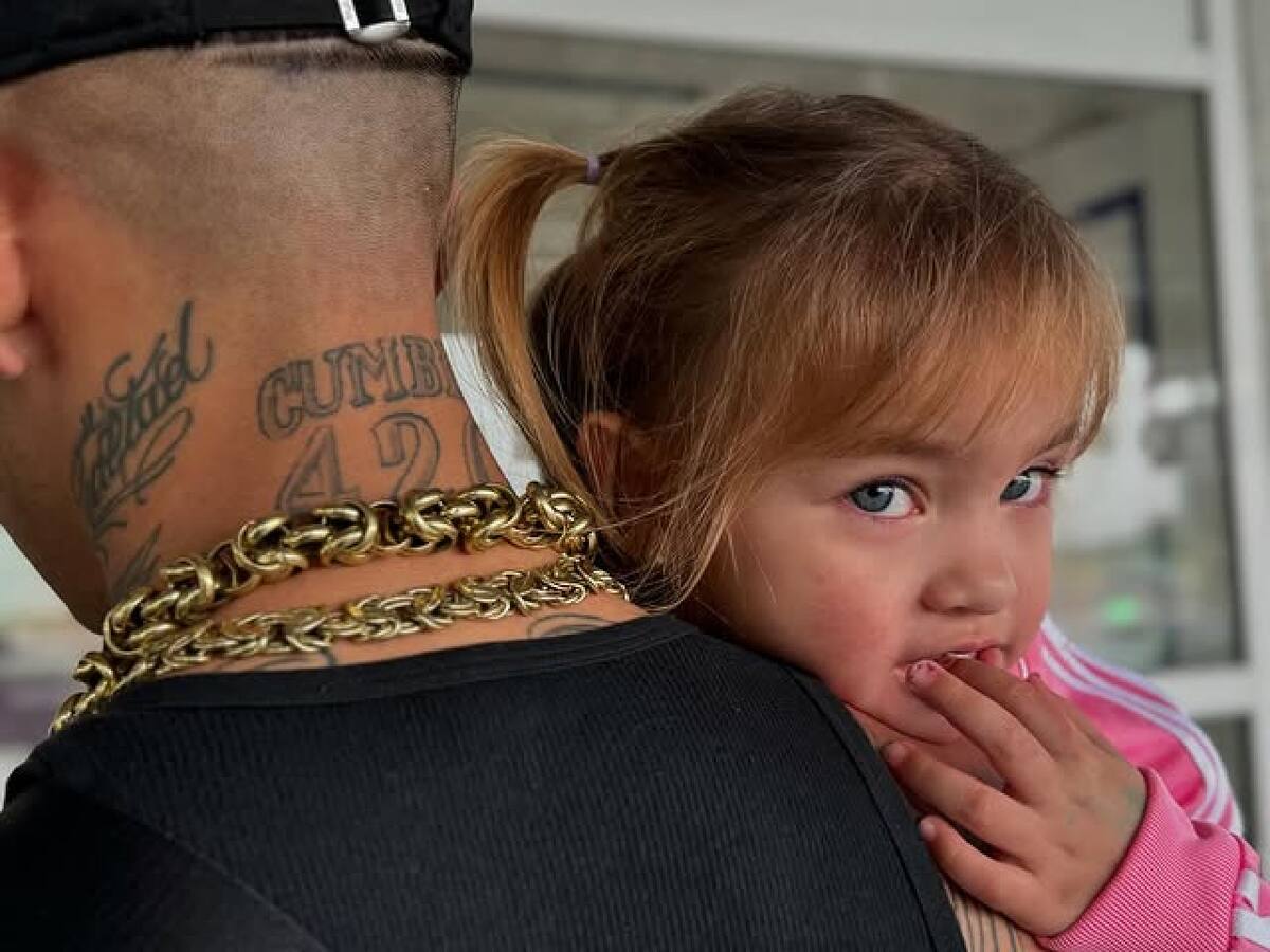 L-Gante junto a su hija Jamaica. Foto: Instagram/lgante_keloke