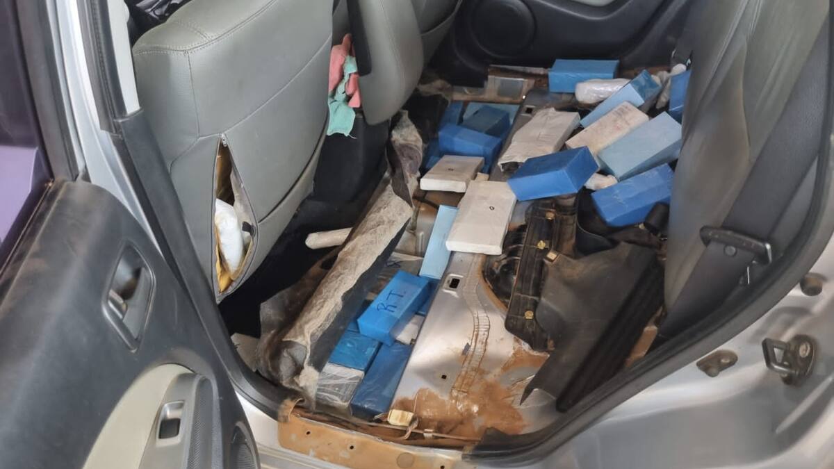 La Aduana secuestró la mercadería y el rodado. Foto: AFIP.