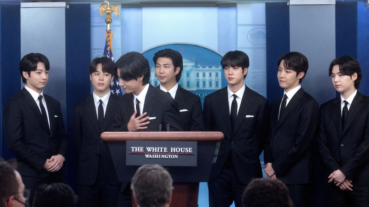 La Casa Blanca recibe a estrellas del K-Pop de BTS para debatir sobre el odio contra los asiáticos. Reuters