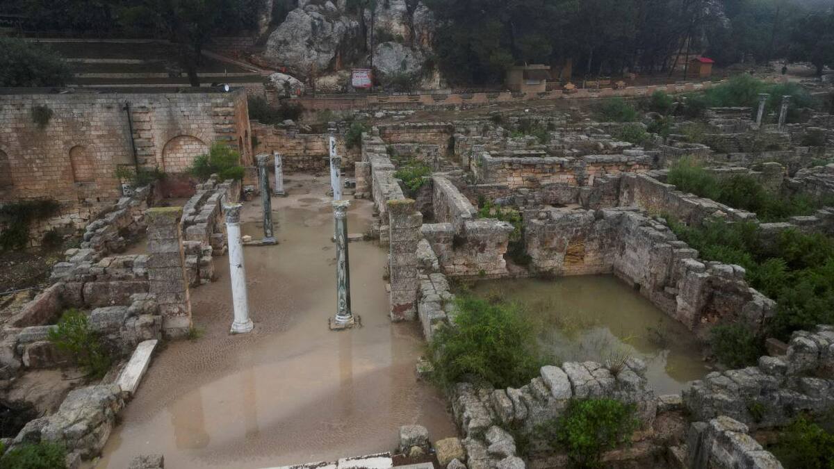 La ciudad de Shahhat cubierta por agua luego del ciclón en Libia. Foto: Reuters.