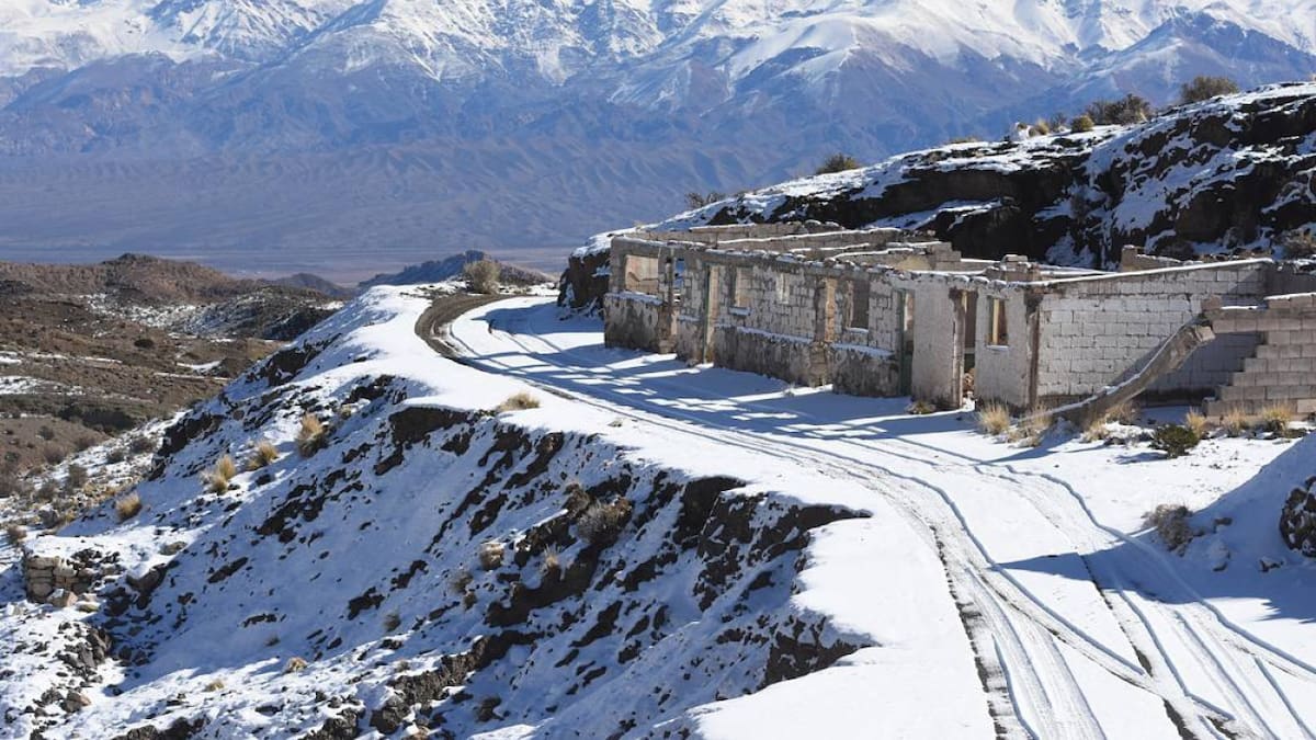 La ciudad fantasma de Paramillos, Mendoza. Foto: Instagram.