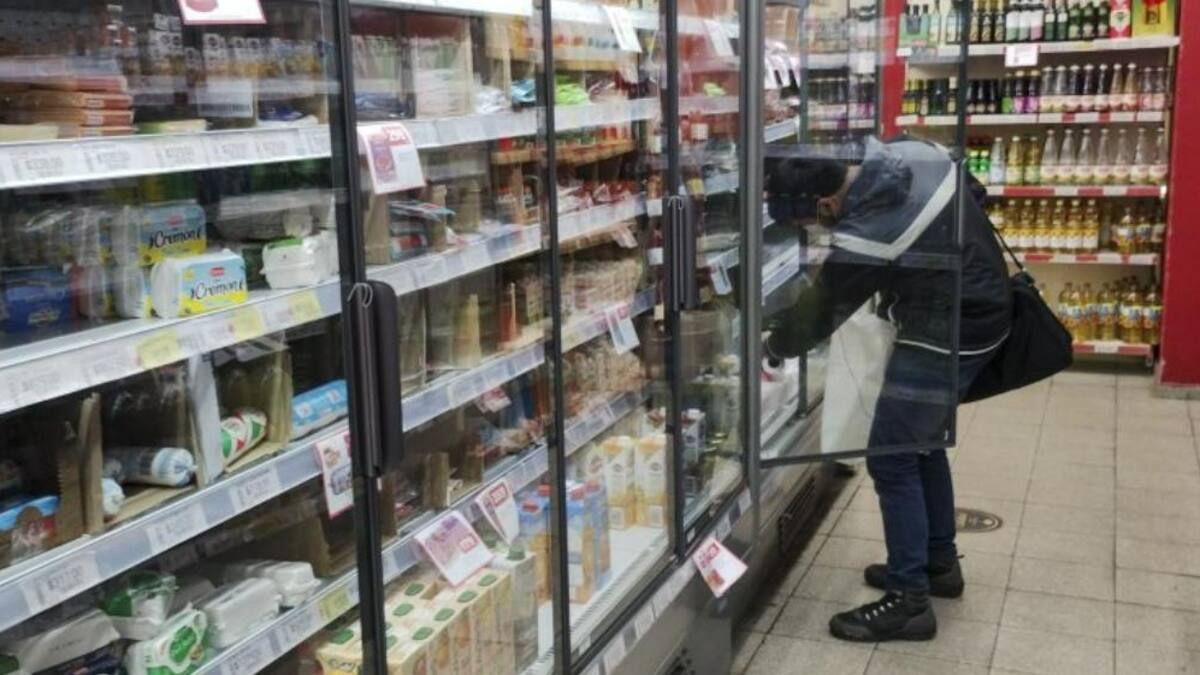 La evolución mensual de ambas canastas se ubicó por debajo del índice general de inflación que el mes pasado avanzó un 4,9%. Foto: NA.