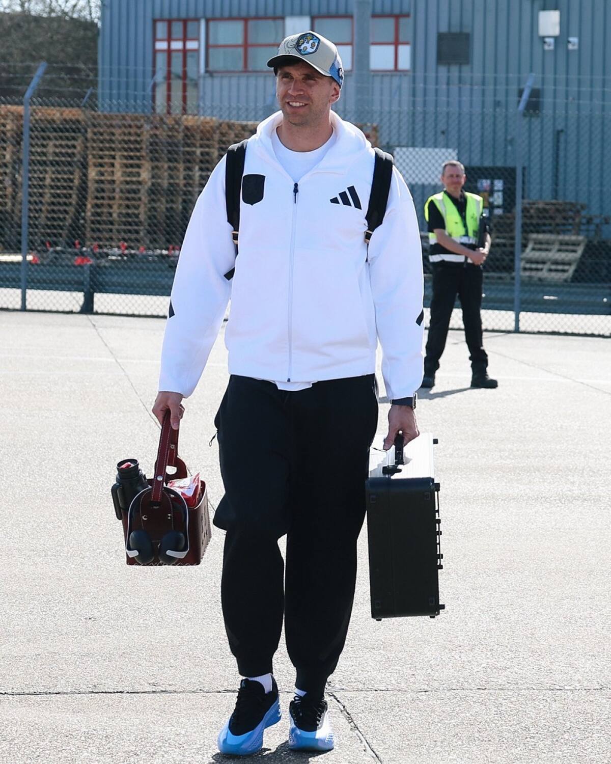 La gorra con los trofeos de Argentina. Foto: X @RoyNemer