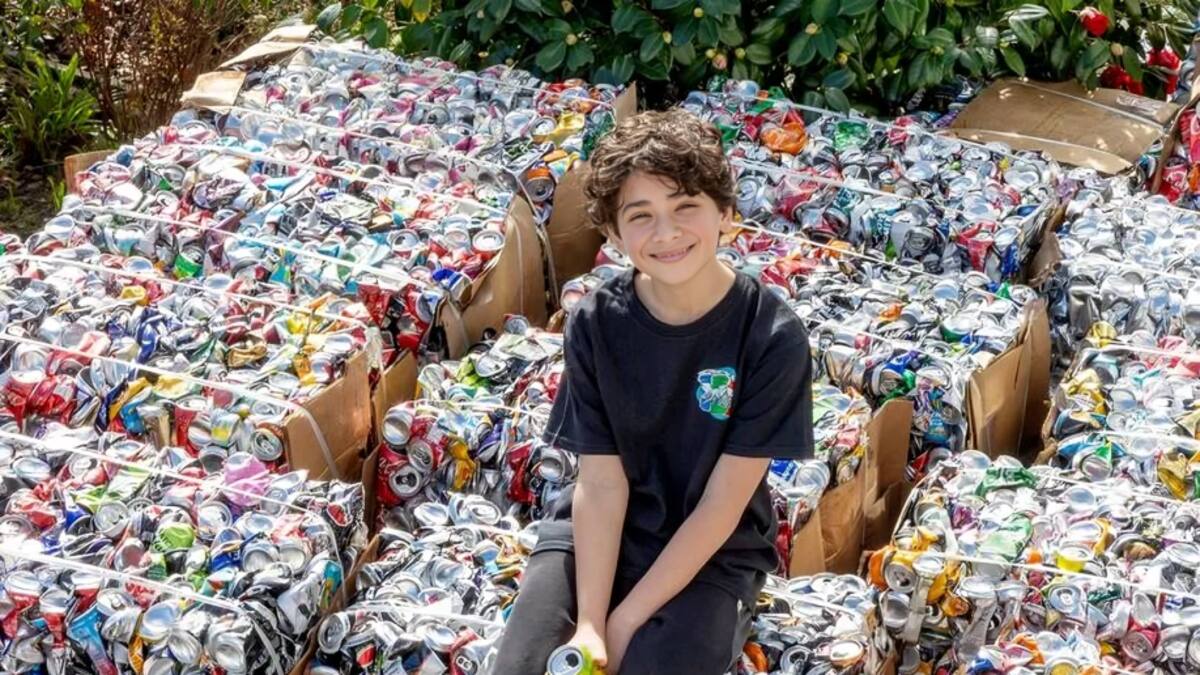 Tiene 13 años y convirtió el reciclaje de latas en una red solidaria: así logró recaudar miles de dólares para ayudar a los demás