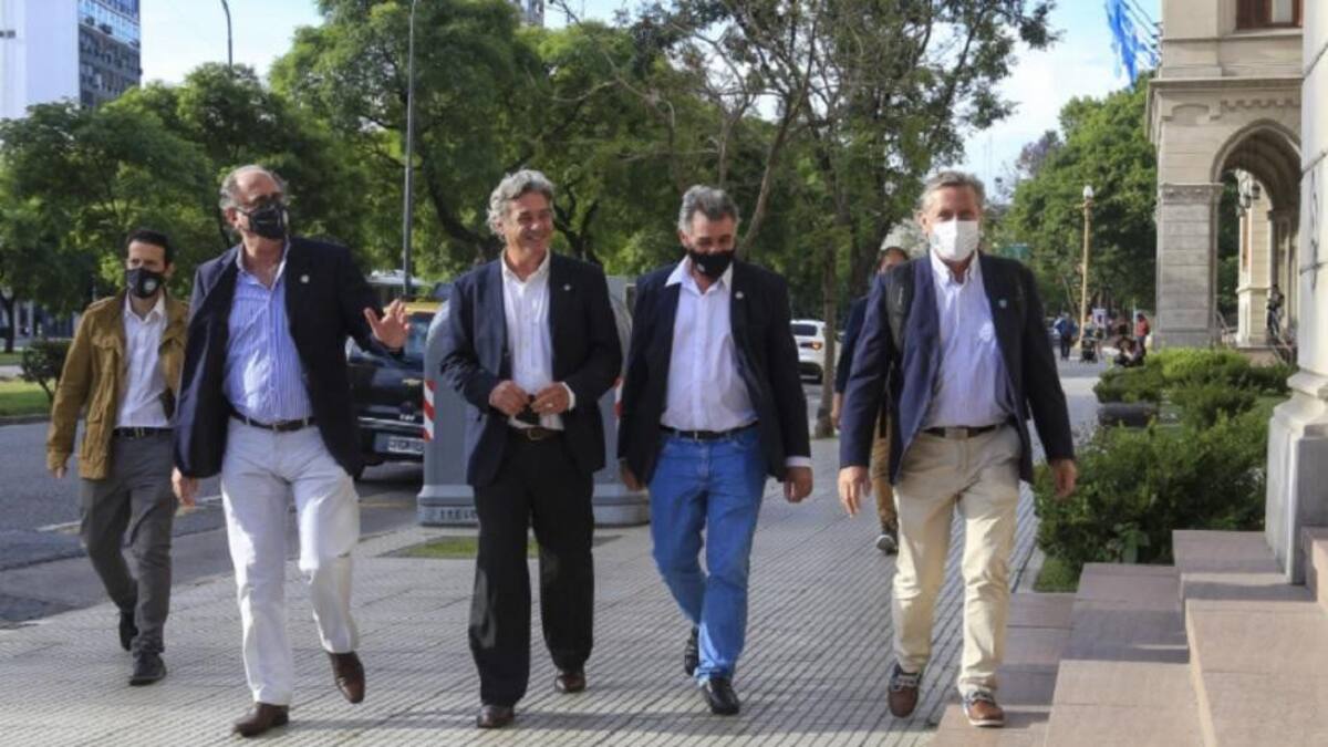 La Mesa de Enlace advirtió que se viene un aumento de las retenciones a la soja