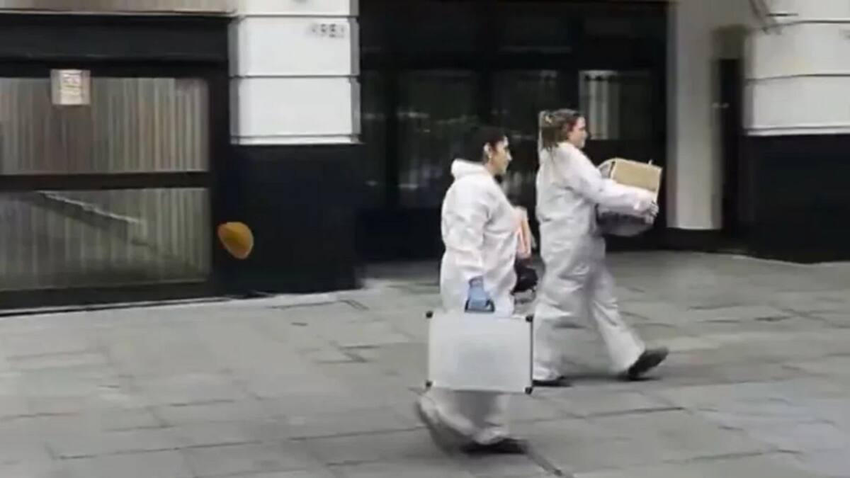 La Policía Científica trabajó en el lugar del crimen. Foto: NA.