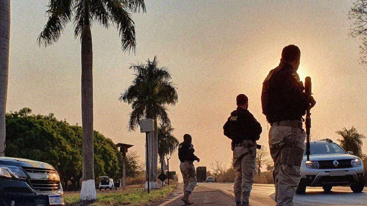 La Policía de Brasil vigila las rutas por los turistas argentinos. Foto: Instagram @prf