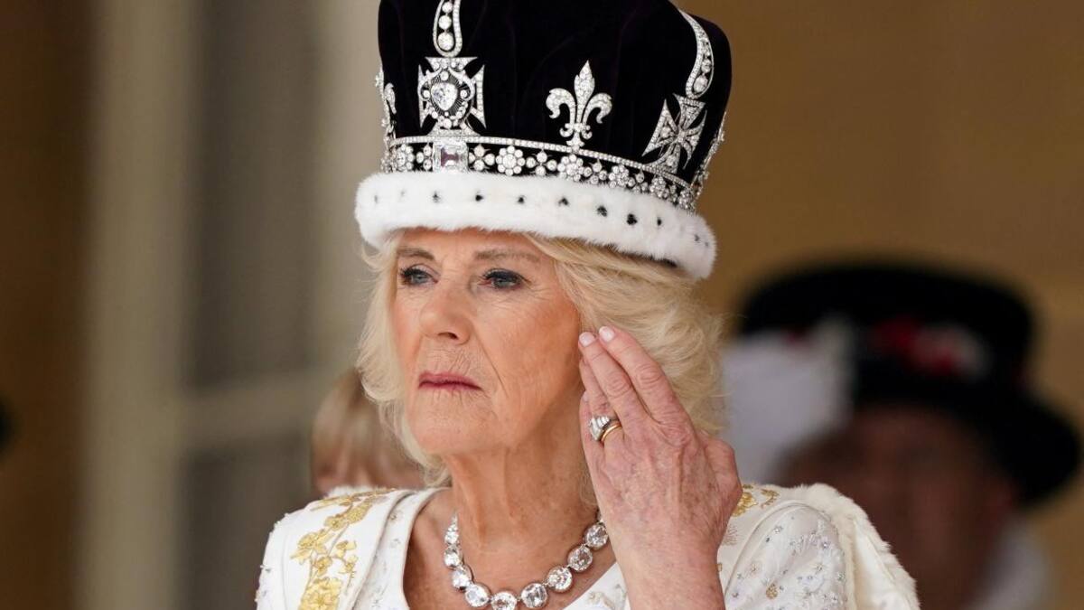 La reina Camila homanajeó a Isabel II. Foto: Reuters.