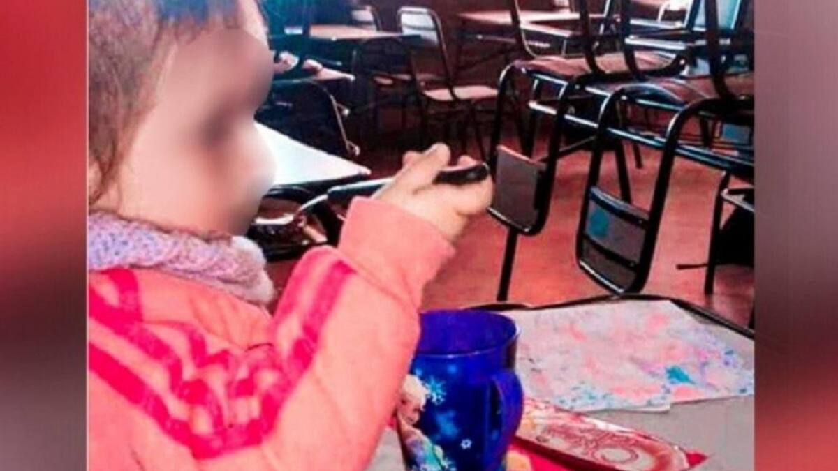 La respuesta viral de rectora a alumna que iba con su beba a clases, NA