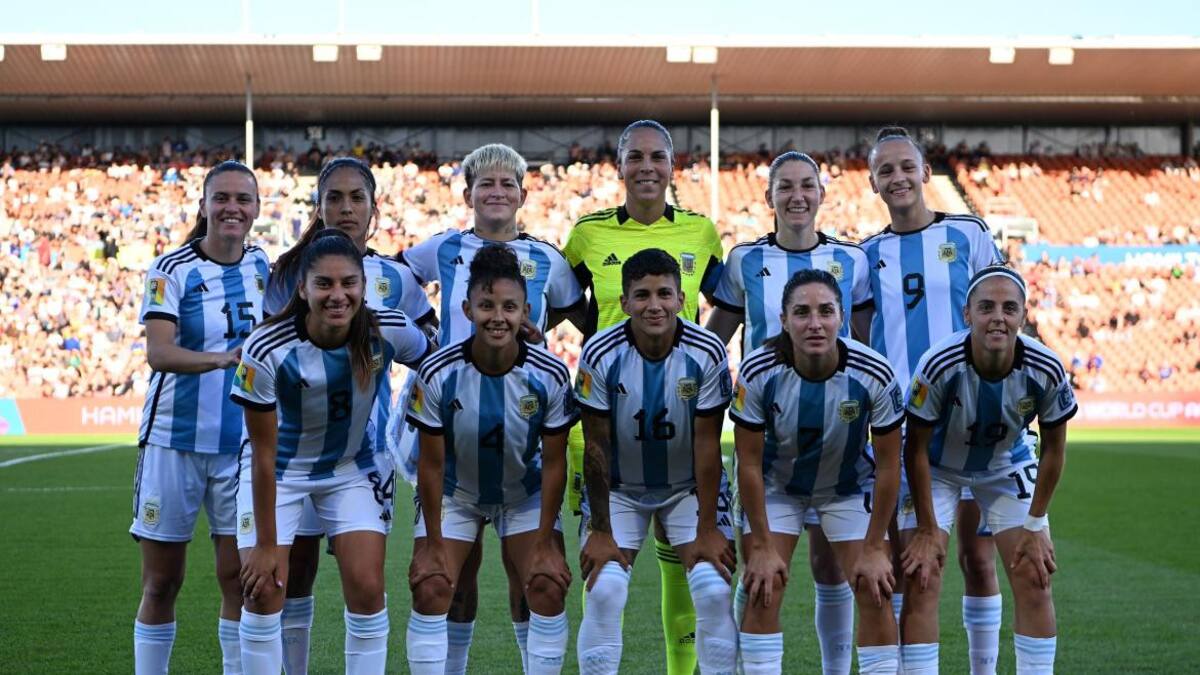 La Selección Argentina de fútbol femenino. Foto: Twitter @Argentina.