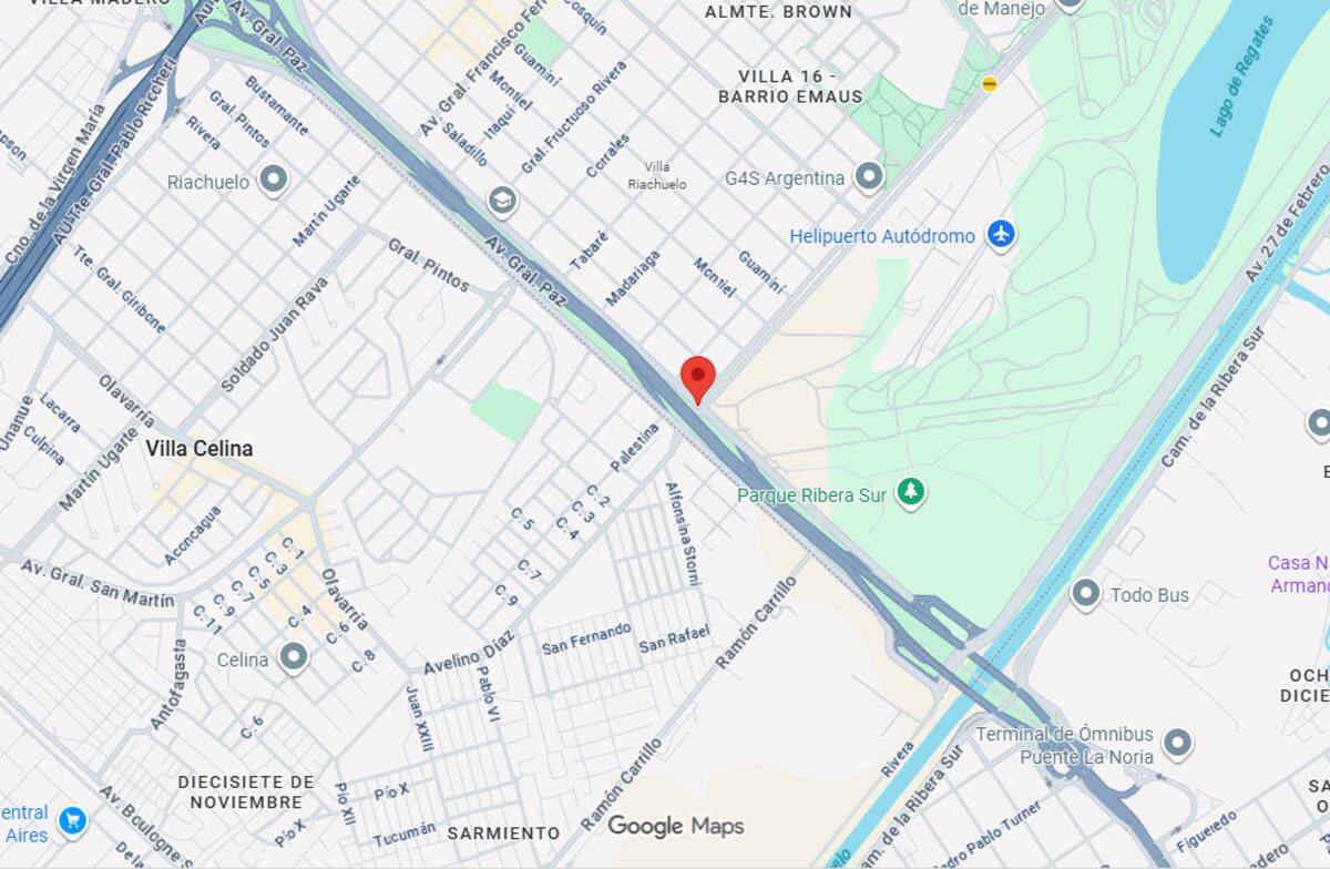 La zona en la que se produjo el derrumbe del puente peatonal.