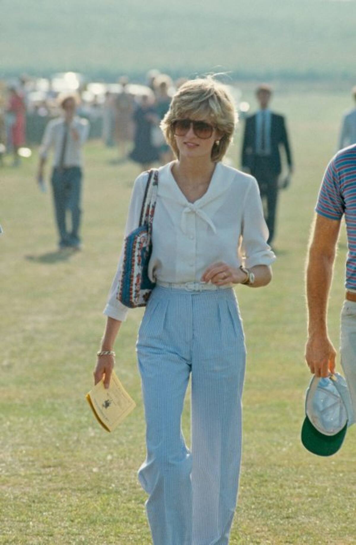 Lady Di y su look casual. Foto X.
