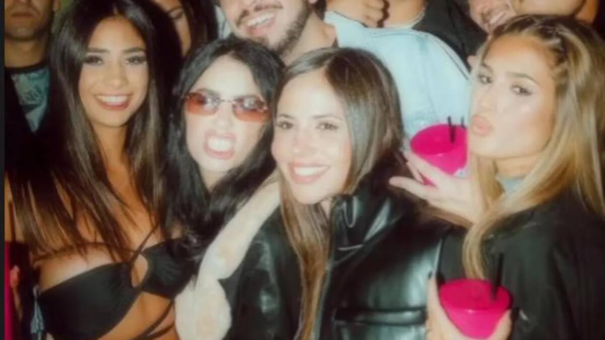 Lali con algunas de las chicas de Gran Hermano 2022. Foto: Instagram.
