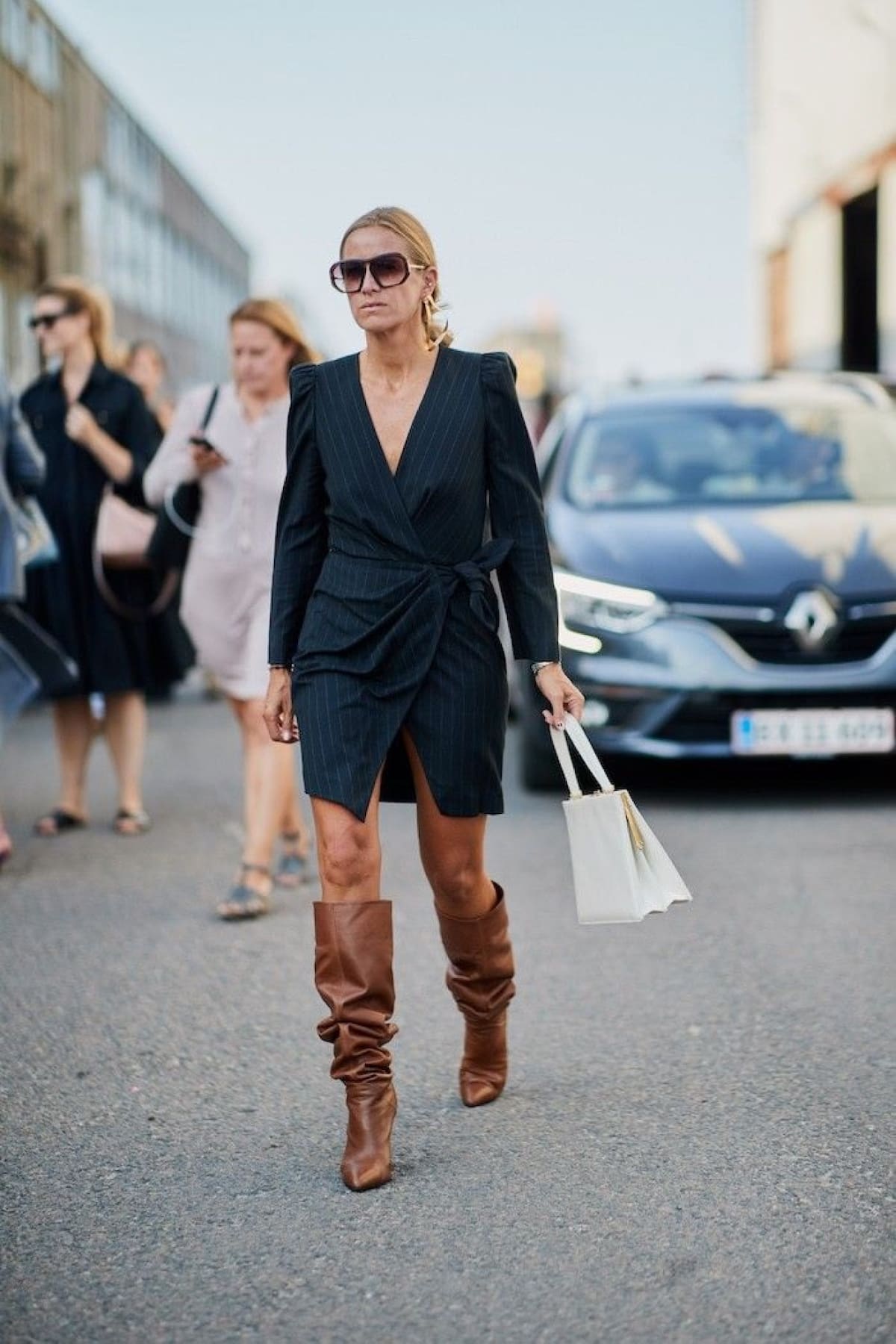 Las botas "Slouchy" que se utilizan este otoño-invierno 2025. Foto: Pinterest.