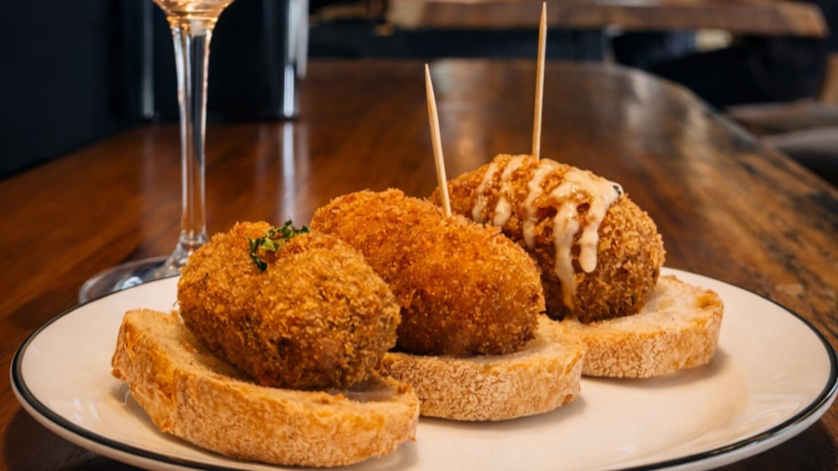 Croquetas + bebida en Berría by Sagardi, CABA