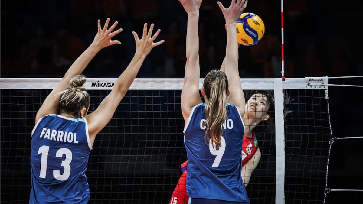 Las Panteras perdieron contra Japón. Foto: Twitter @Voley_FeVA.