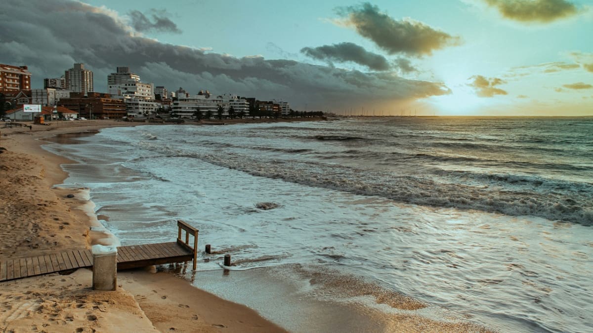 Las playas de Punta del Este, Uruguay. Foto: Unsplash.