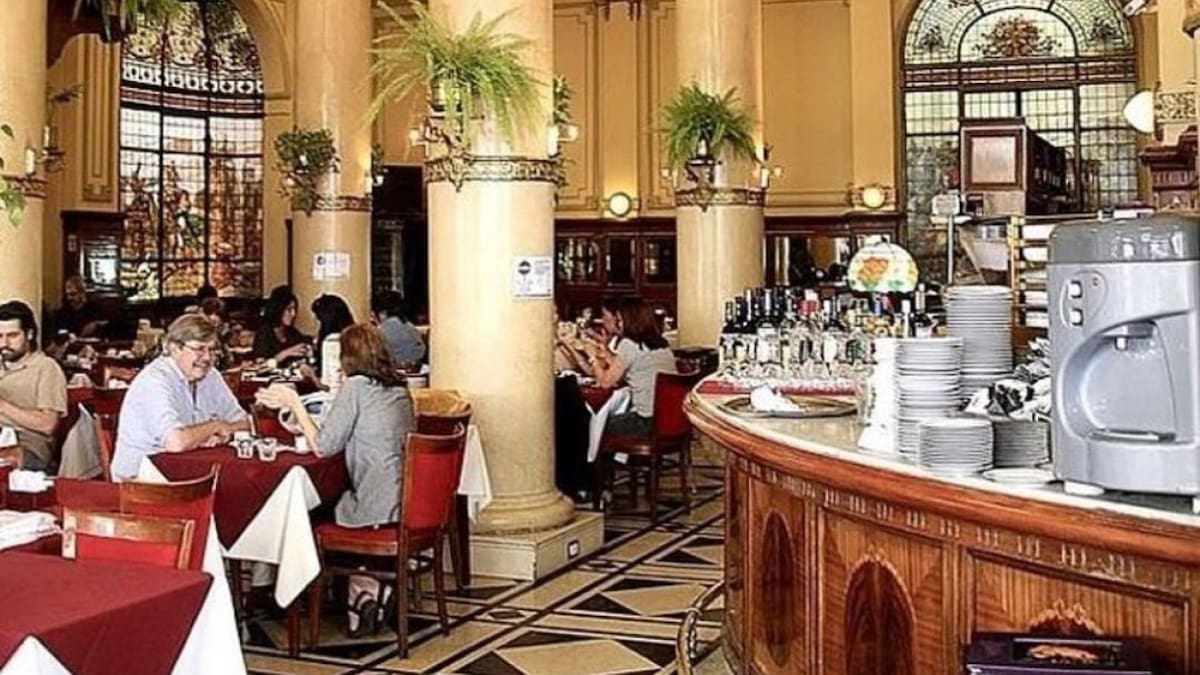Café Tortoni, uno de los íconos de Buenos Aires. Foto: Instagram.