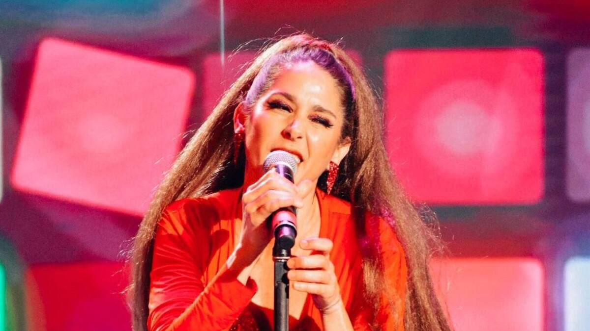 Laura Novoa, cantando 2020, participante